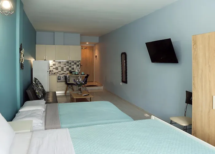 Menta Studios, Next To Metro Station, Smart Tv Salonic