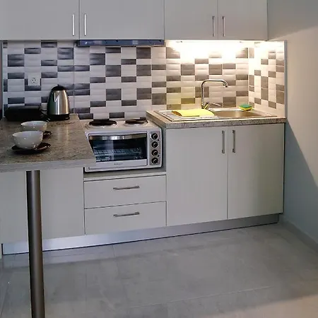 Menta Studios, Next To Metro Station, Smart Tv شقة