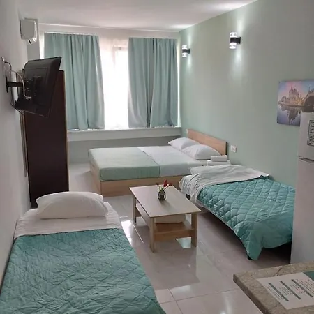 Menta Studios, Next To Metro Station, Smart Tv Saloniki