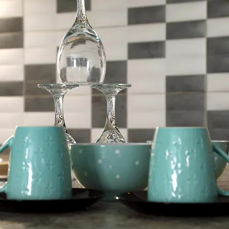 Menta Studios, Next To Metro Station, Smart Tv *