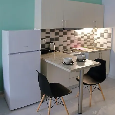 Menta Studios, Next To Metro Station, Smart Tv Thessaloníki