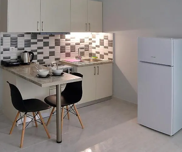 Menta Studios, Next To Metro Station, Smart Tv Appartement *